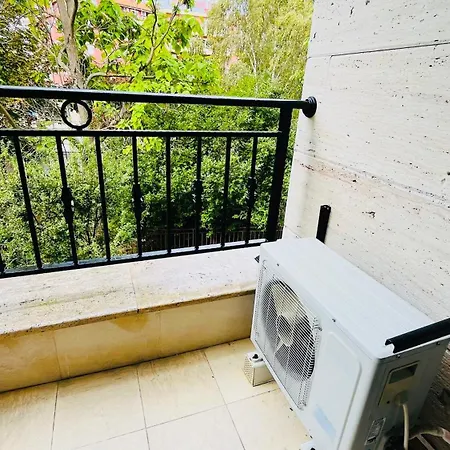 Amara в 9 Sunny * Sluneční pobřeží