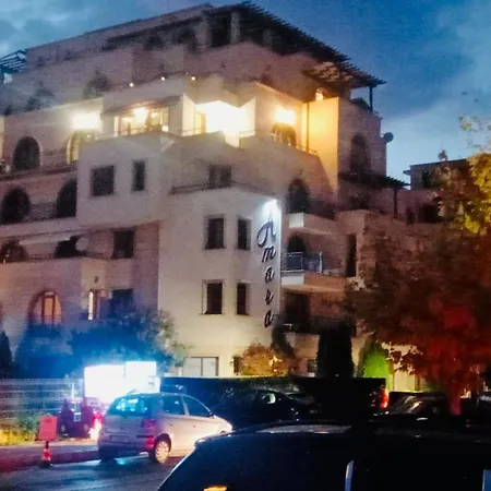 Amara в 10 Sunny דירה *