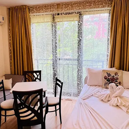 Amara в 10 Sunny Appartement Sunny Beach