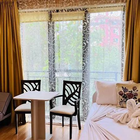 Amara в 9 Sunny ساني بيتش